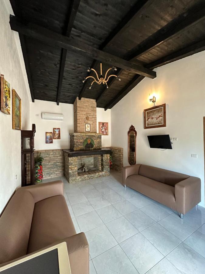 Ara E Vjeter Resort Velipojë 외부 사진